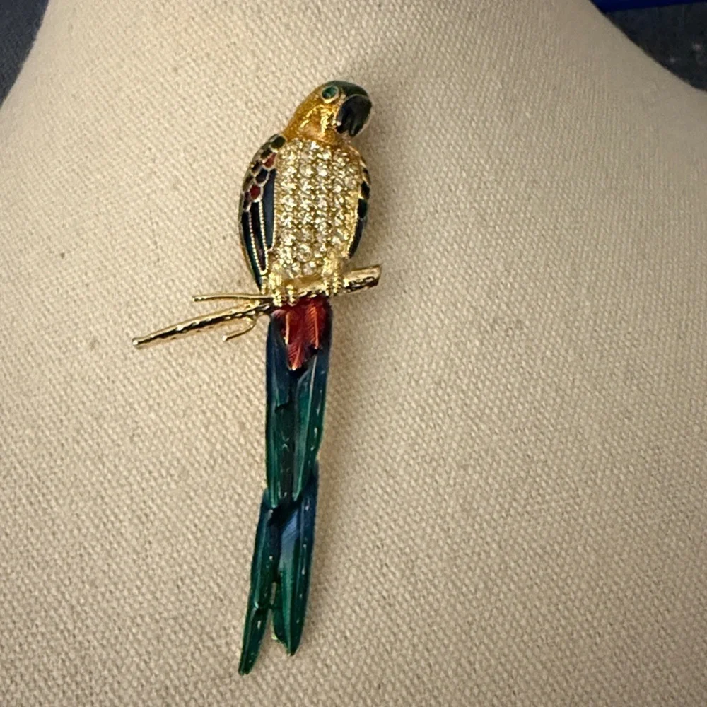Vintage Figural Parrot Brooch Enamel & Rhinestone.  Circa 1990’s.